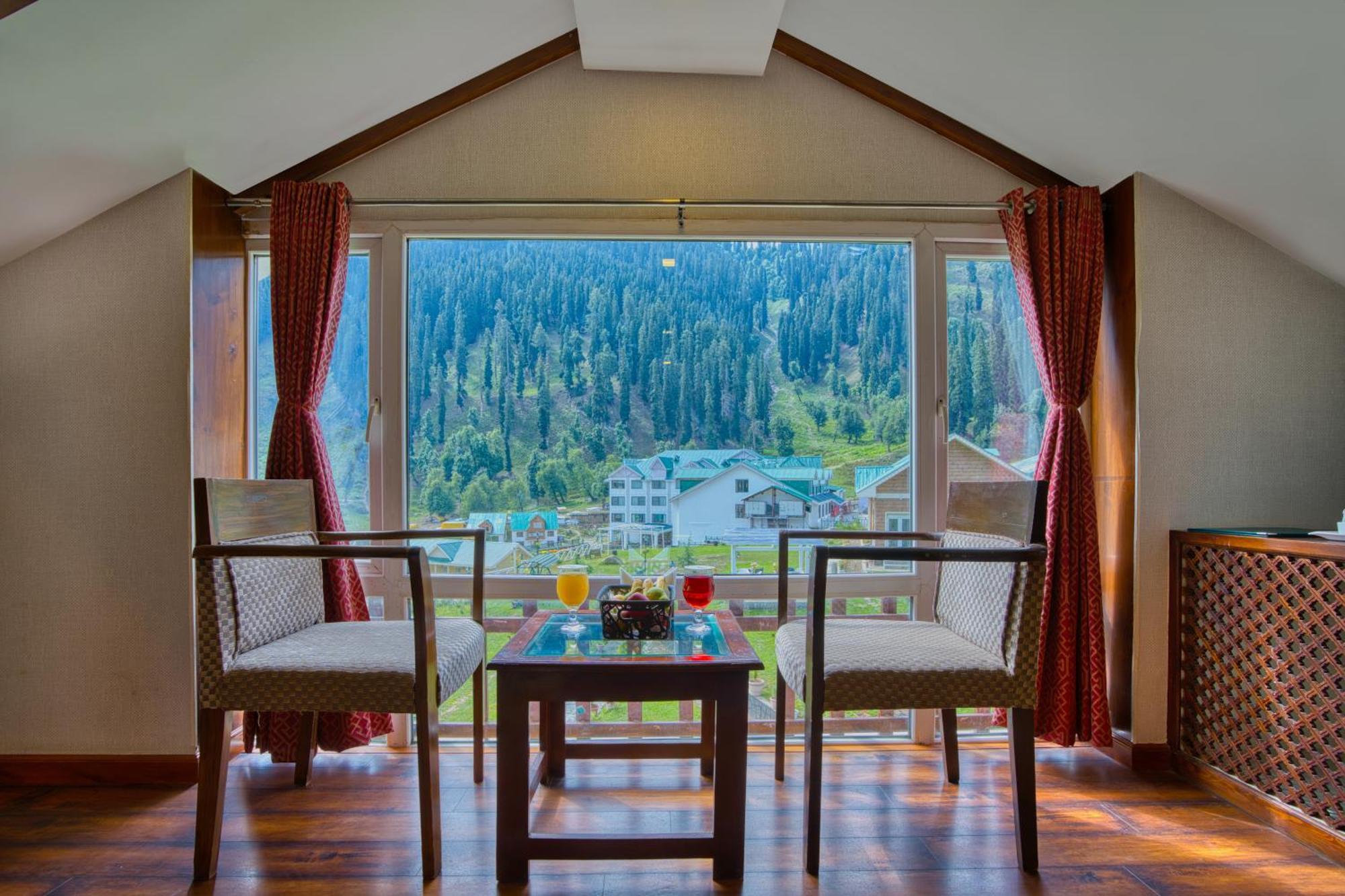 Golden Meadows Hotels & Resorts Sonāmarg Exteriör bild